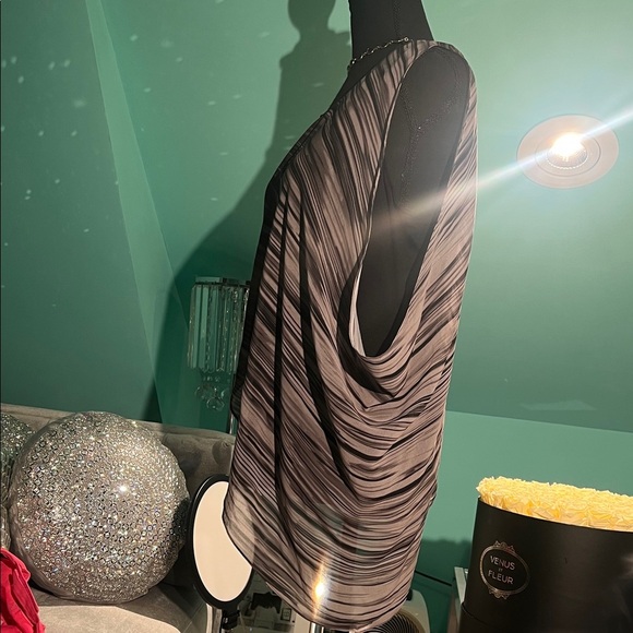 Tahari Black and Gray Asymmetrical Blouse - Picture 7 of 11